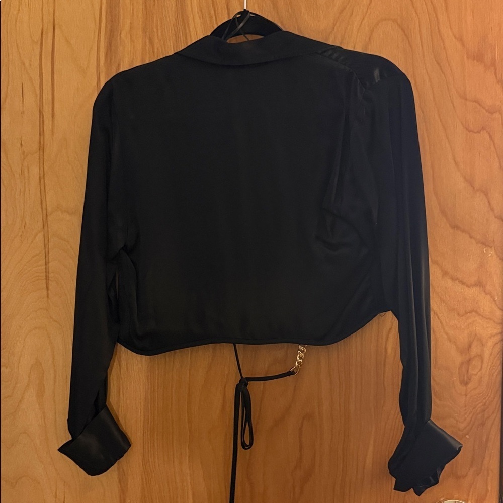 Zara Chic Black Women's Blouse with Chain Detail - Picture 5 of 5